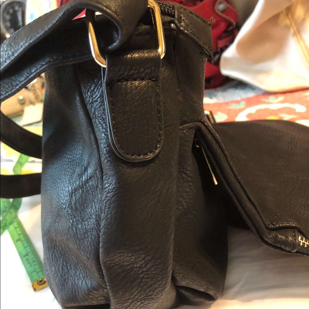 Brand new ValeRio handbag - Picture 6 of 8